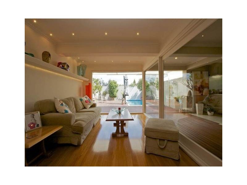 134 Dampier Avenue, Mullaloo WA 6027