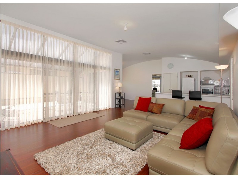 29 Salishan Street, Clarkson WA 6030