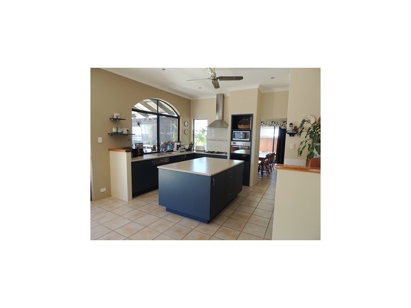20 Weymouth Boulevard, Quinns Rocks WA 6030