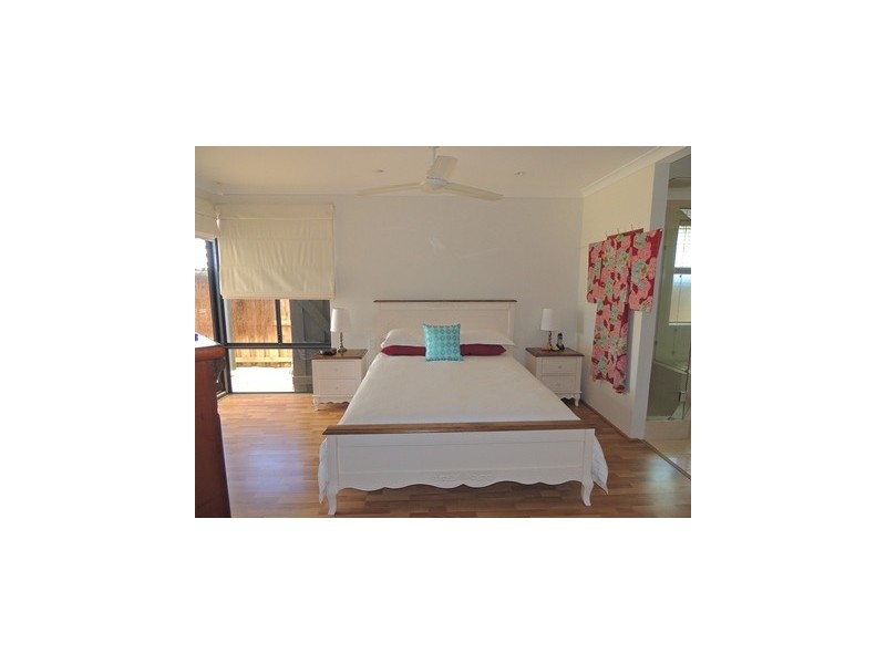 20 Weymouth Boulevard, Quinns Rocks WA 6030