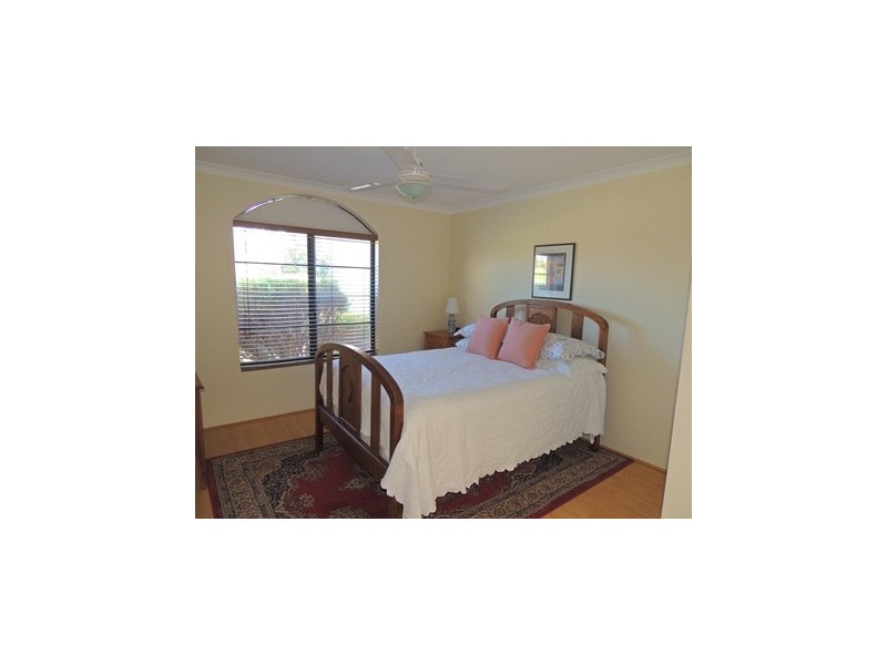 20 Weymouth Boulevard, Quinns Rocks WA 6030