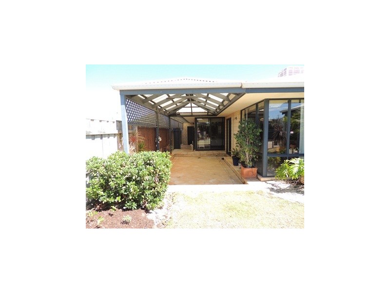 20 Weymouth Boulevard, Quinns Rocks WA 6030