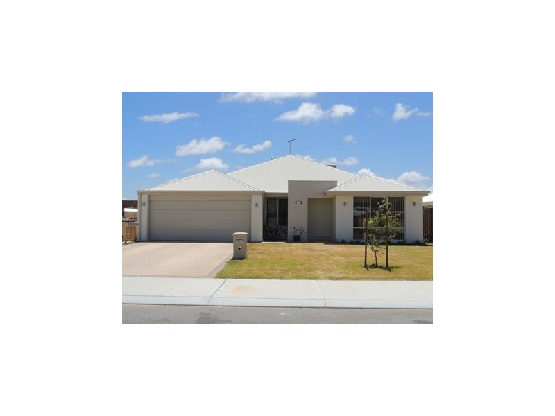 11 Shannon Street, Yanchep WA 6035