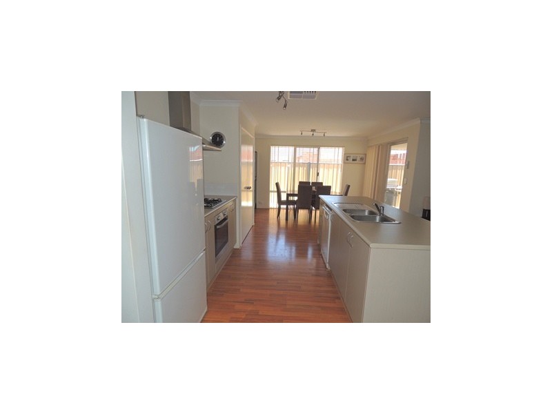 11 Shannon Street, Yanchep WA 6035