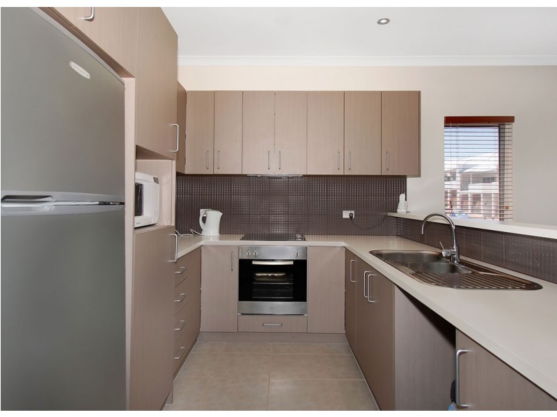 21/10 Pavonia Link, Clarkson WA 6030