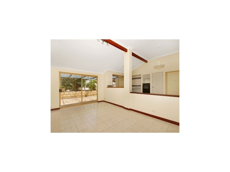 5 Sandon Elbow, Merriwa WA 6030