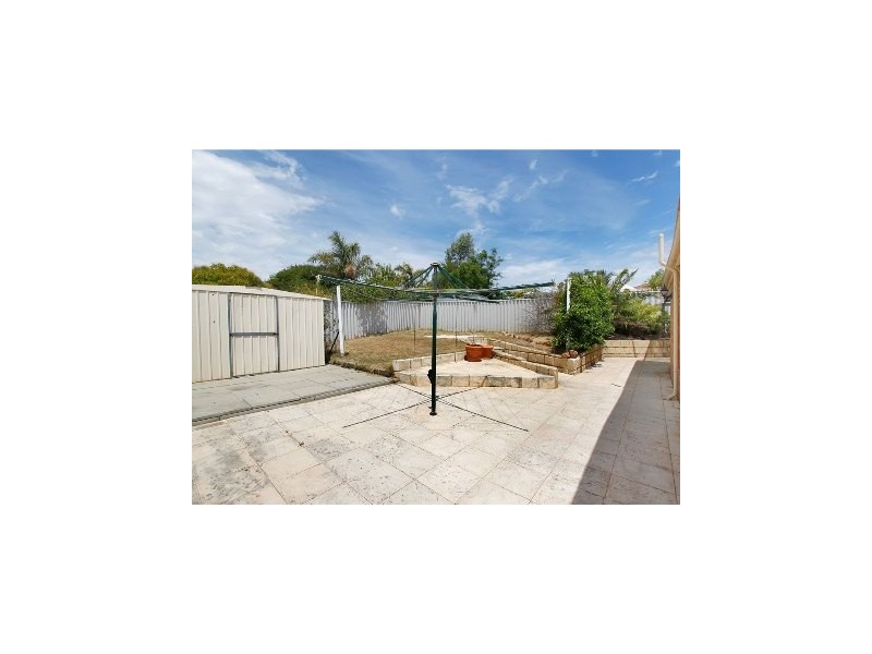 5 Sandon Elbow, Merriwa WA 6030