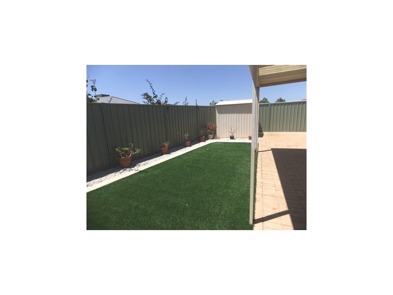 70 Dalvik Avenue, Merriwa WA 6030