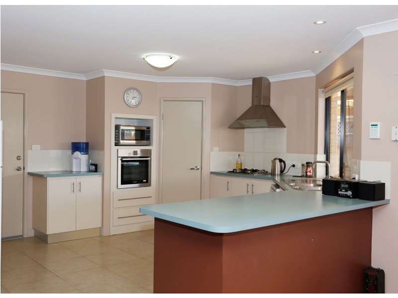 77 Mowbray Square, Clarkson WA 6030