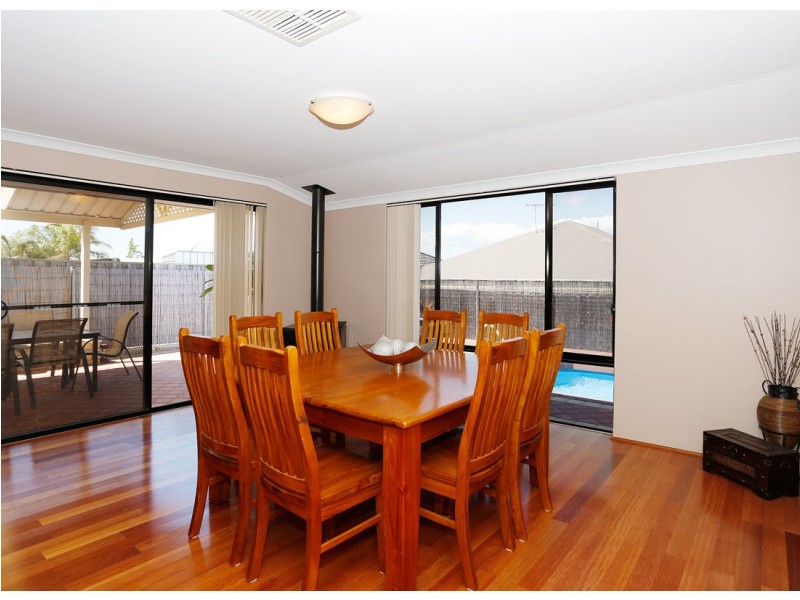 77 Mowbray Square, Clarkson WA 6030