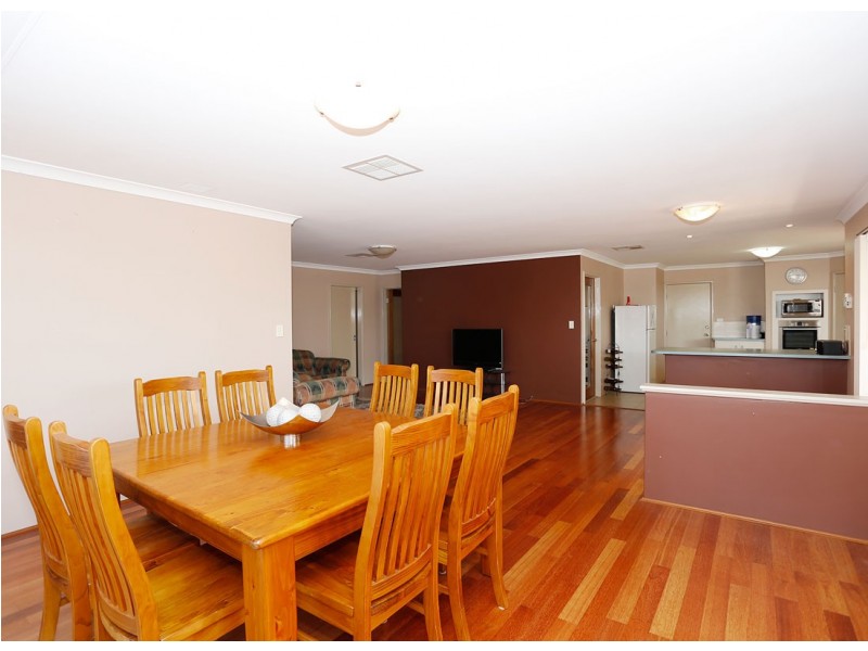 77 Mowbray Square, Clarkson WA 6030