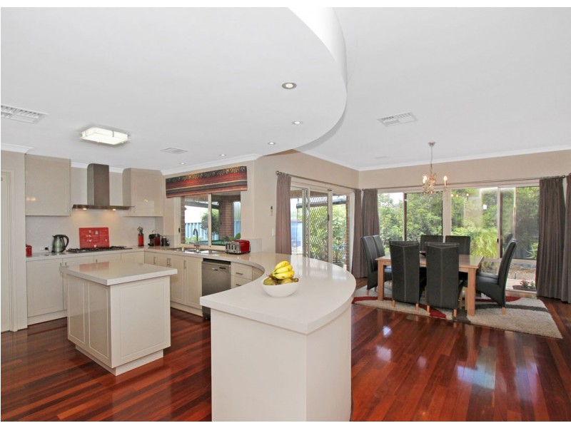 5 Badenoch Court, Kinross WA 6028