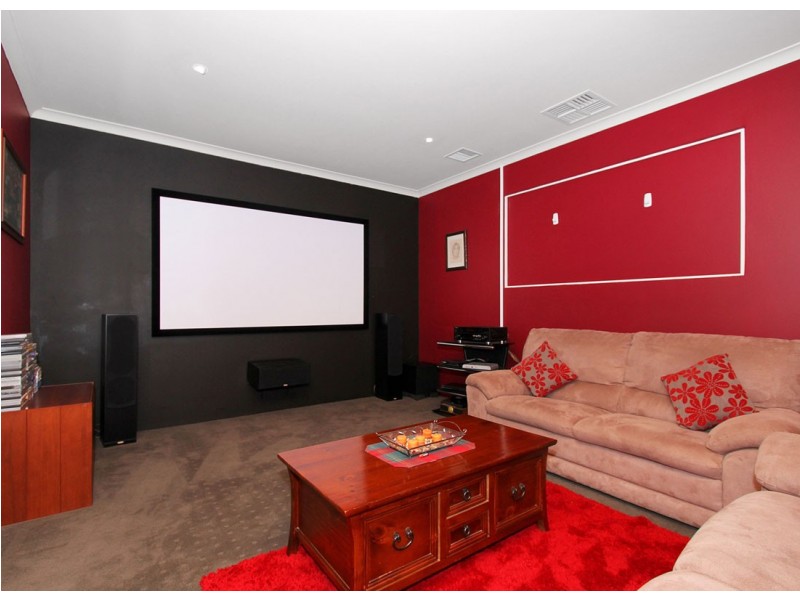 5 Badenoch Court, Kinross WA 6028