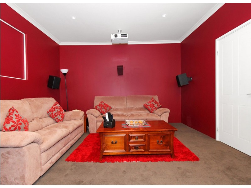 5 Badenoch Court, Kinross WA 6028