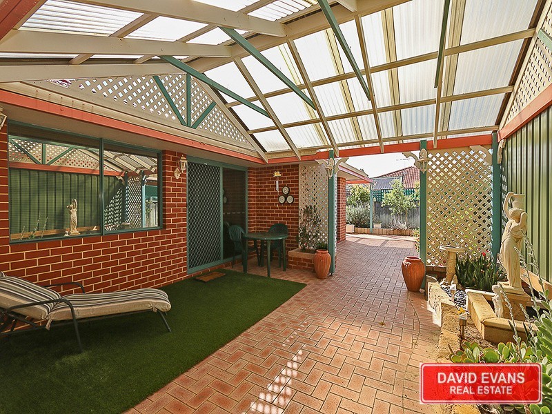 34 Rothesay Heights, Mindarie WA 6030