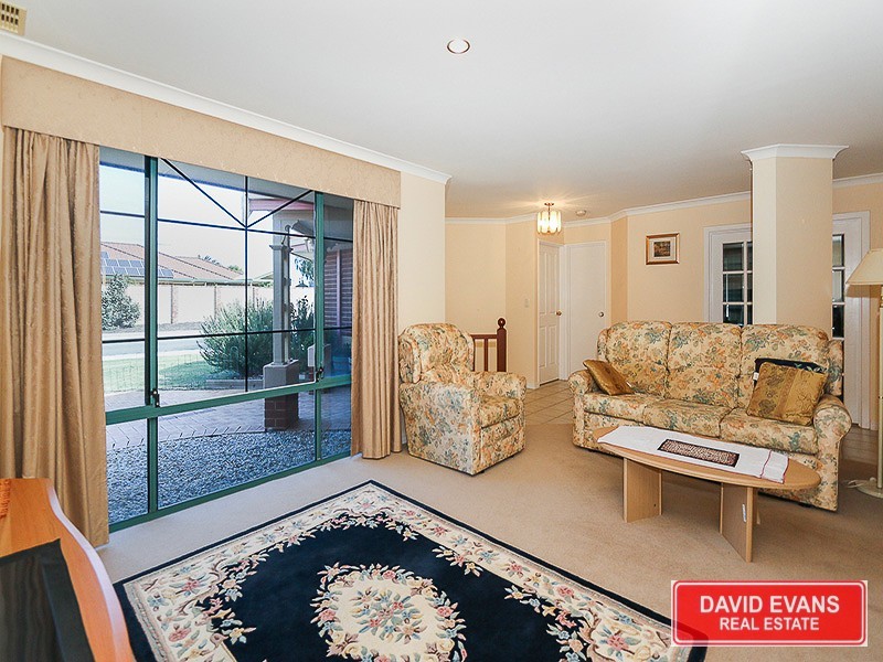 34 Rothesay Heights, Mindarie WA 6030