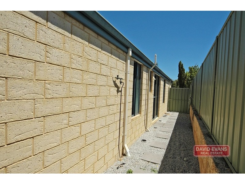 74 Dalvik Avenue, Merriwa WA 6030