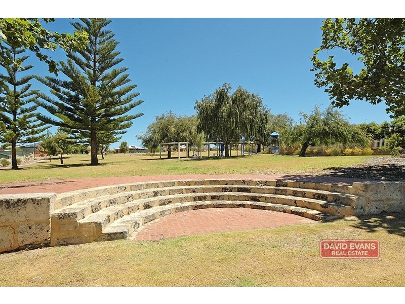 74 Dalvik Avenue, Merriwa WA 6030