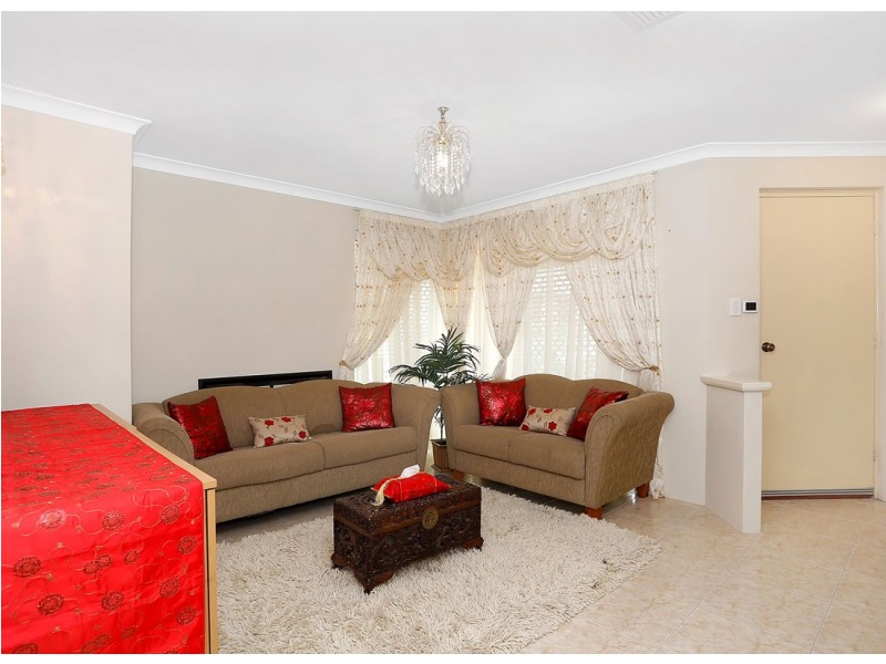 45 Cherokee Green, Clarkson WA 6030