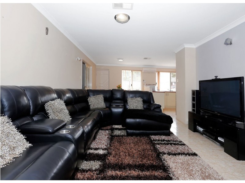 45 Cherokee Green, Clarkson WA 6030