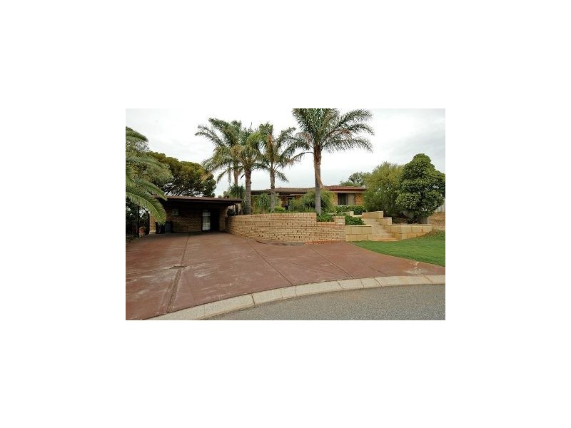 4 Leda Court, Merriwa WA 6030