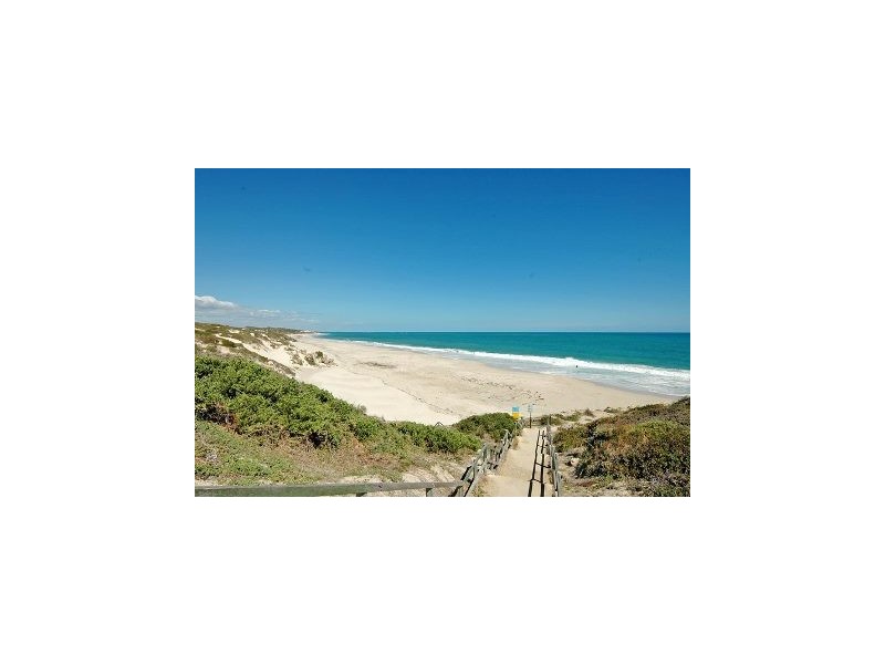 38 Alexandria View, Mindarie WA 6030