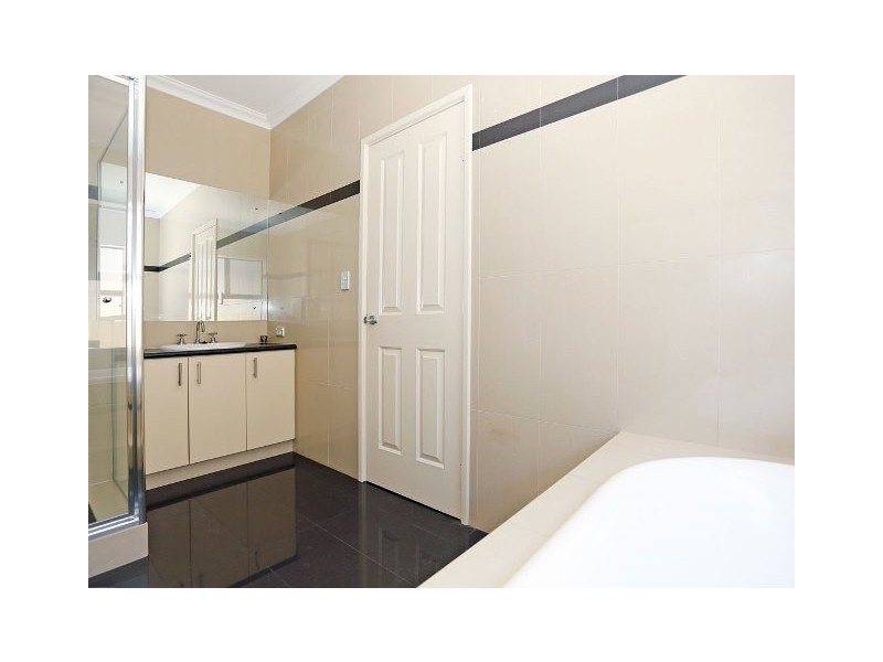 76 Kembla Circle, Madeley WA 6065