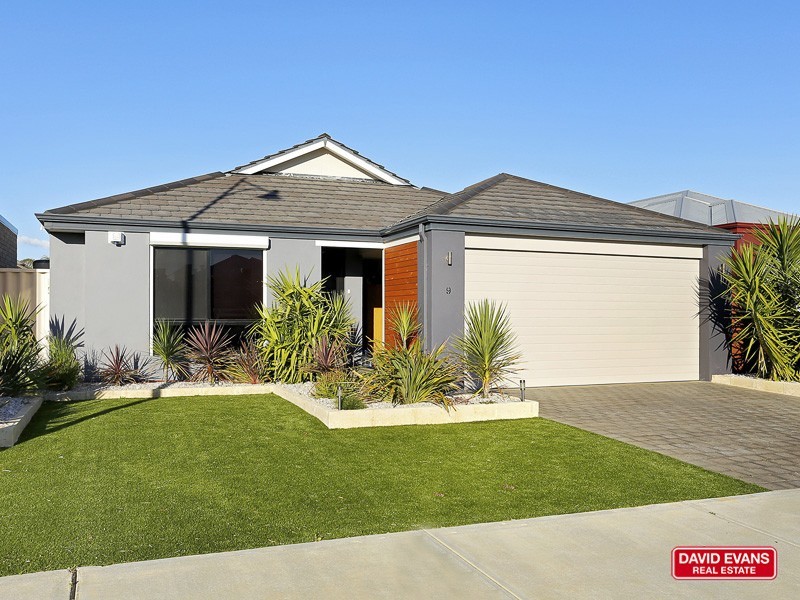 9 Baldwin Link, Butler WA 6036