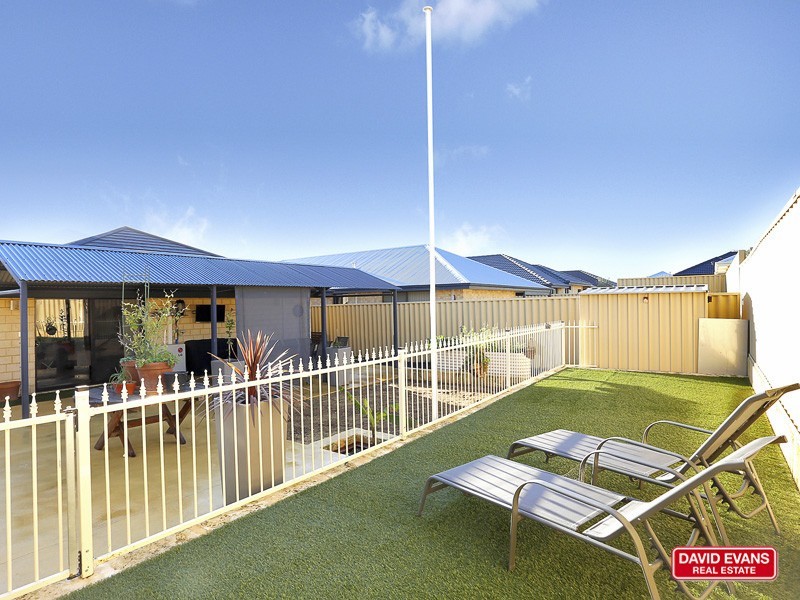 9 Baldwin Link, Butler WA 6036