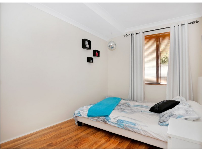 32 Lithgow Drive, Clarkson WA 6030