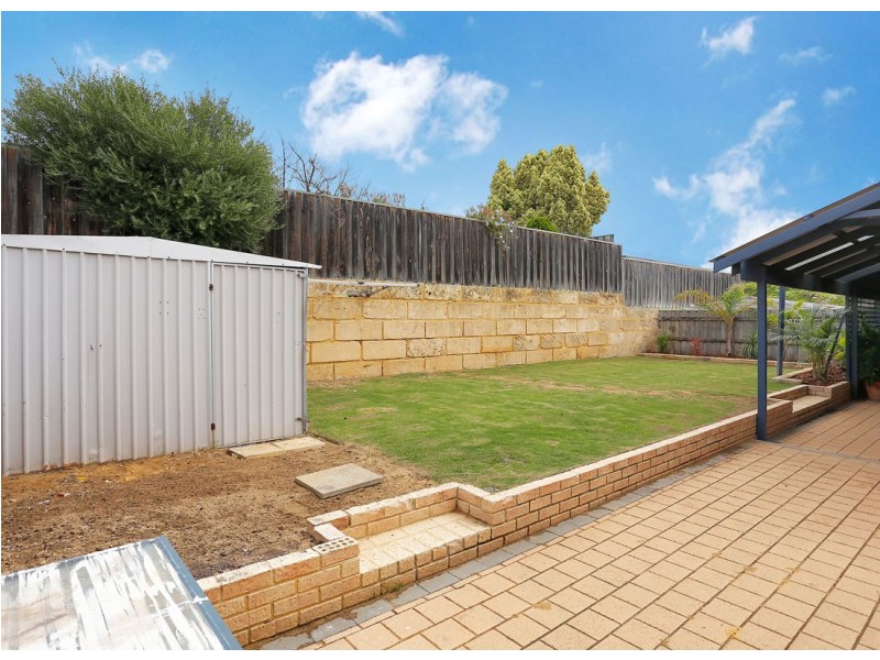 32 Lithgow Drive, Clarkson WA 6030