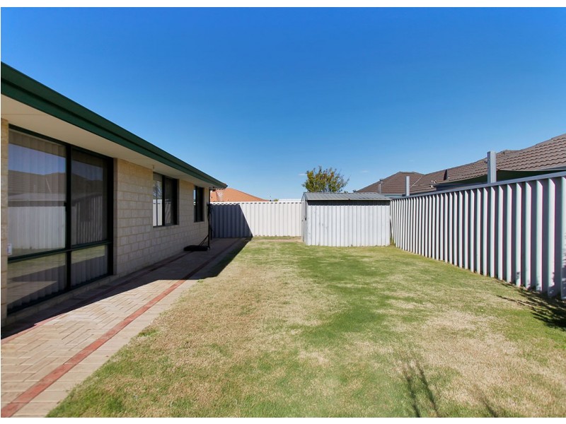 71 St Barnabas Boulevard, Quinns Rocks WA 6030