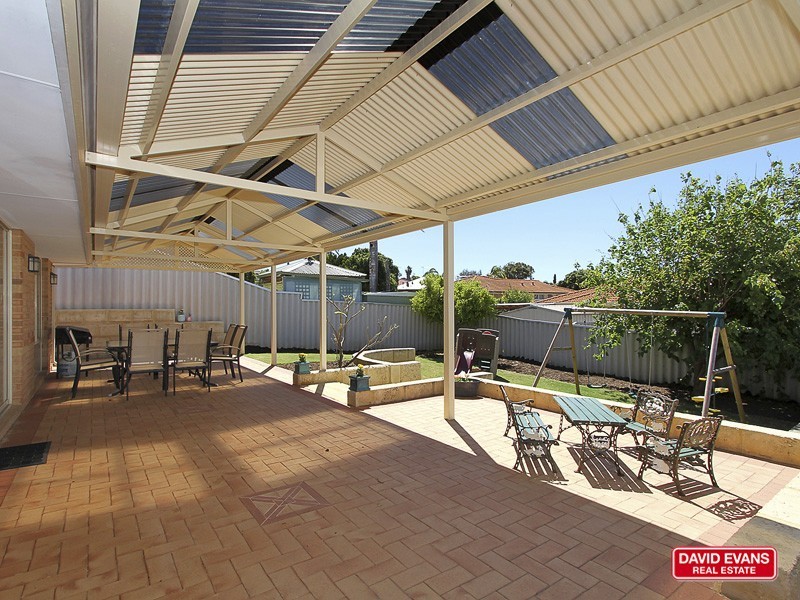 33 Renshaw Blvd, Clarkson WA 6030