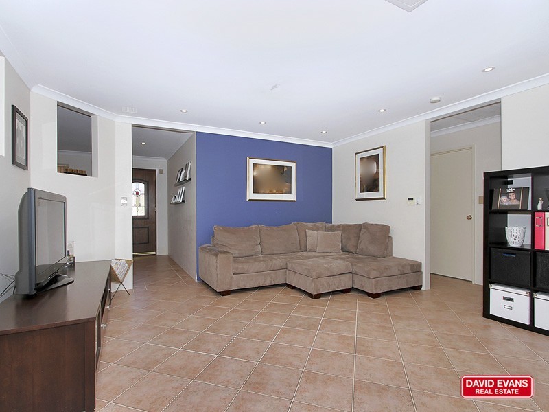 33 Renshaw Blvd, Clarkson WA 6030