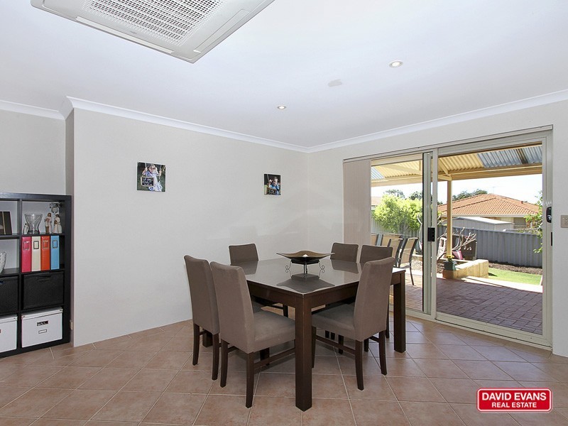 33 Renshaw Blvd, Clarkson WA 6030
