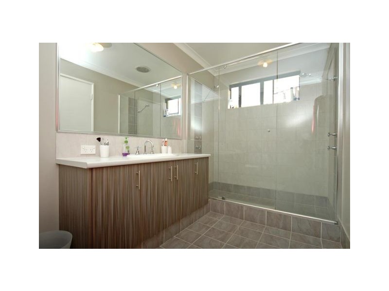 1 Sanctuary Gardens, Ridgewood WA 6030