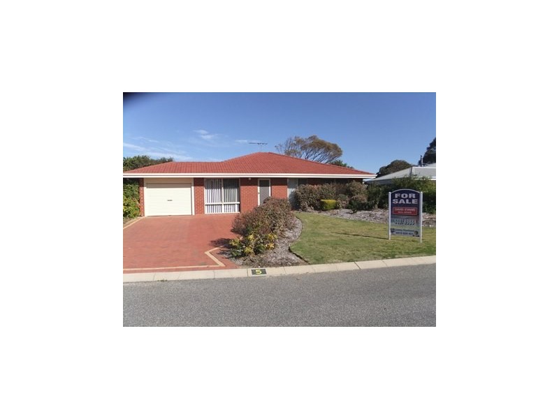 5 Hemmings Close, Clarkson WA 6030
