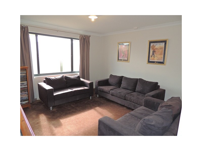 16 Popran Road, Yanchep WA 6035