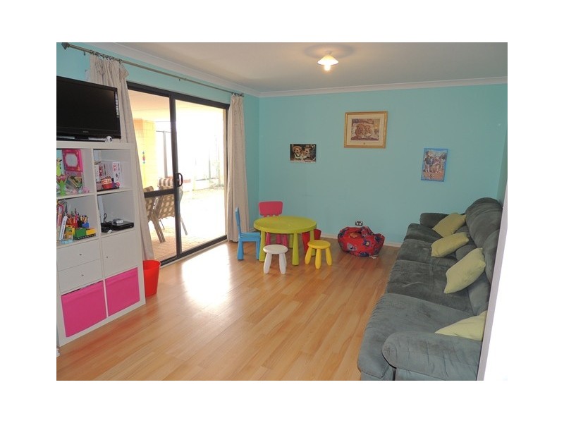 16 Popran Road, Yanchep WA 6035