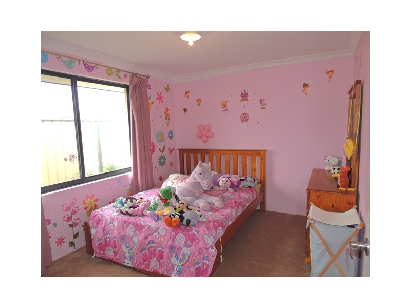 16 Popran Road, Yanchep WA 6035