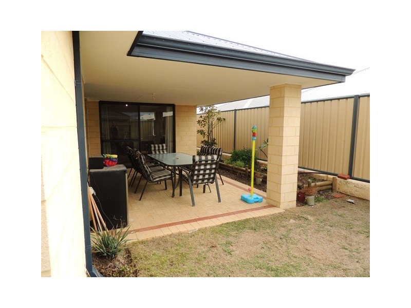 16 Popran Road, Yanchep WA 6035