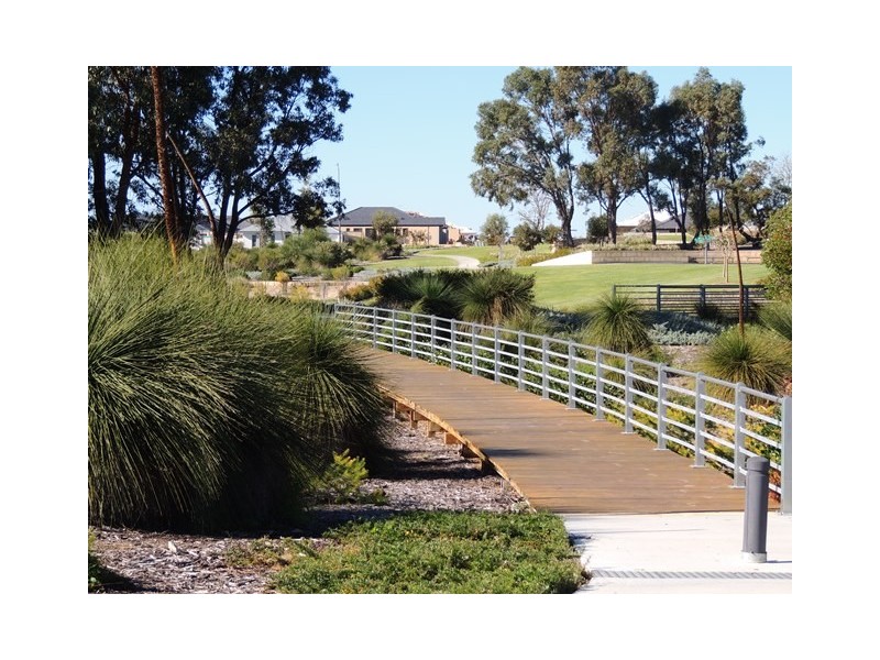 16 Popran Road, Yanchep WA 6035