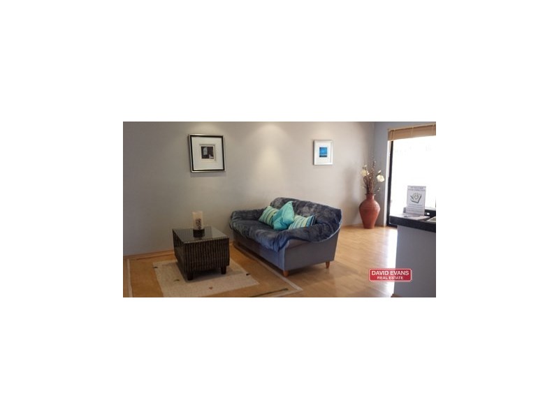 81 Santa Barbara Parade, Quinns Rocks WA 6030