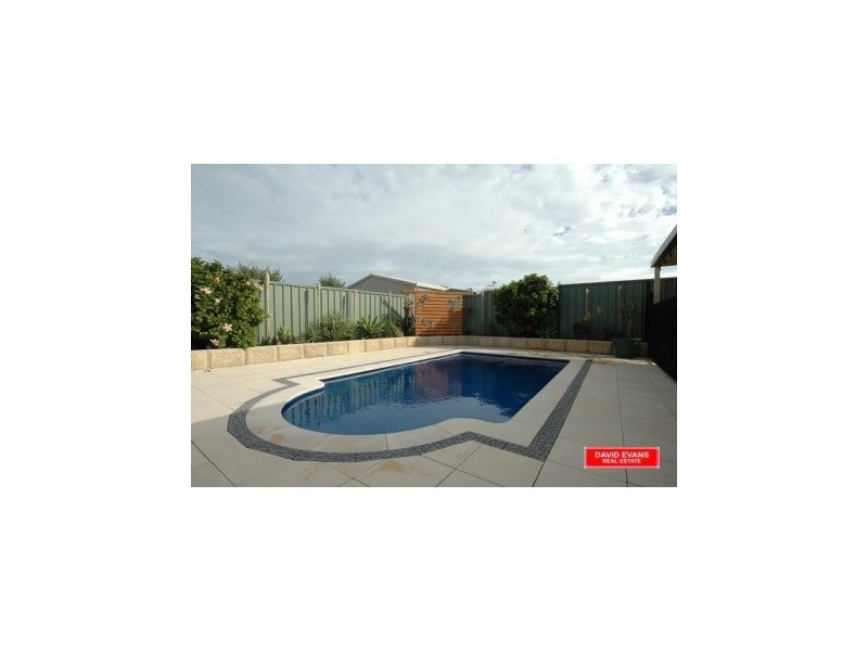 1 Adelong Circuit, Merriwa WA 6030