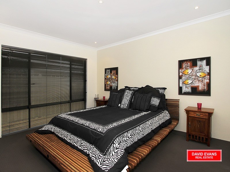 75 Waterfoot Loop, Canning Vale WA 6155