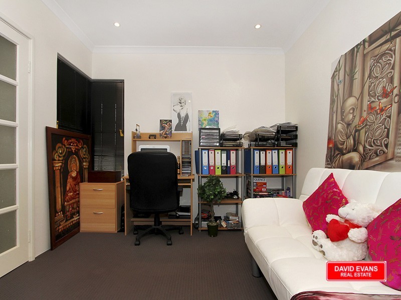 75 Waterfoot Loop, Canning Vale WA 6155
