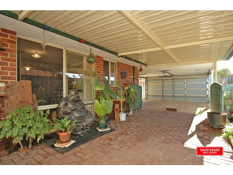 16 Durrington Glades, Clarkson WA 6030