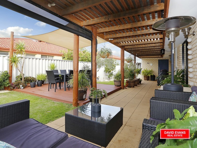 12 Ossian Way, Kinross WA 6028