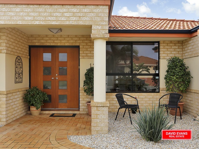 12 Ossian Way, Kinross WA 6028