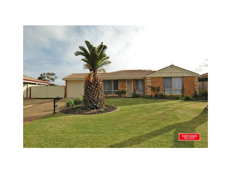 4 Burnett Drive, Clarkson WA 6030